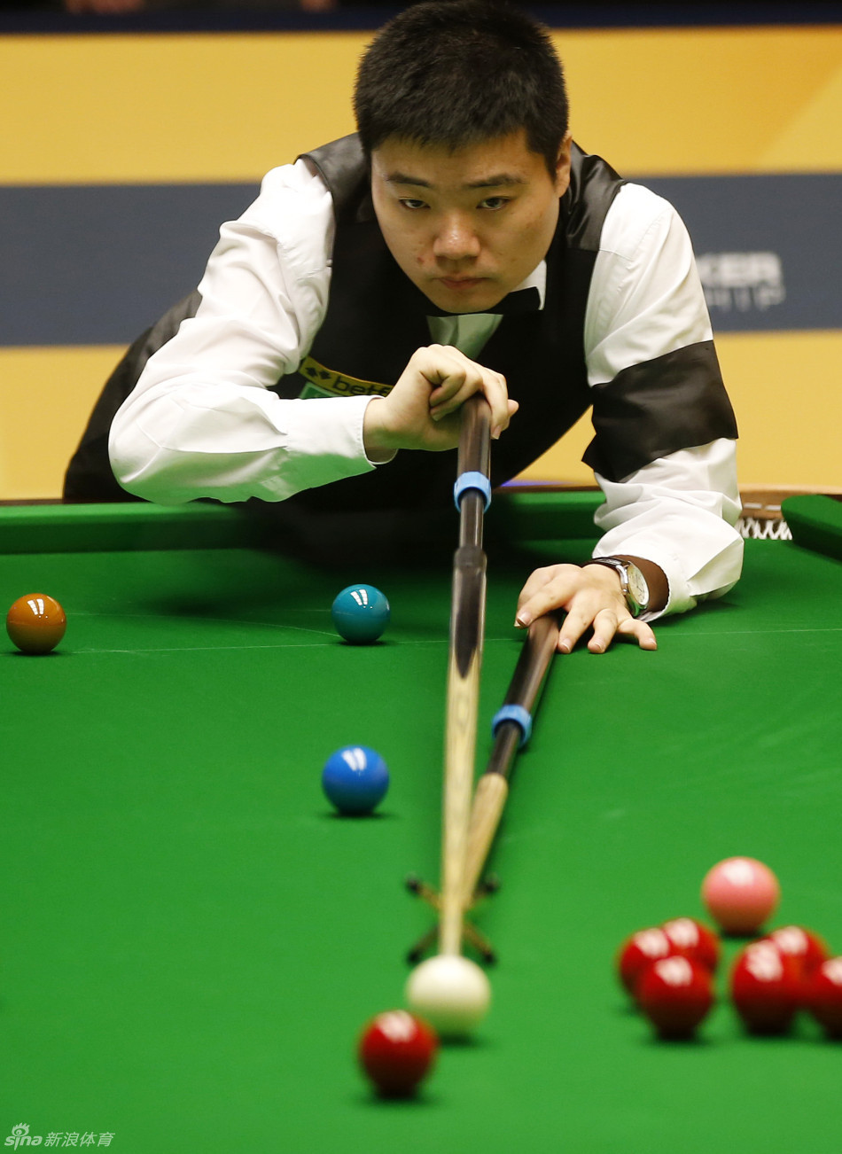 C罗离队后皇马单赛季进球榜：本泽马44球居首，姆巴佩并列第2.