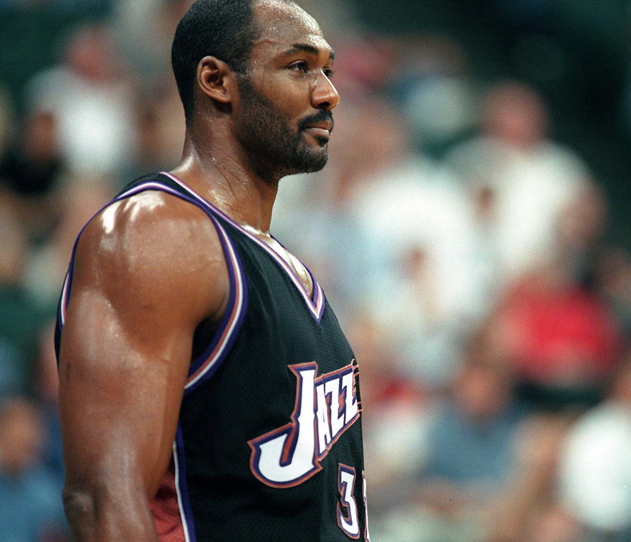 C罗离队后皇马单赛季进球榜：本泽马44球居首，姆巴佩并列第2.